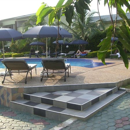 Wadoma Royale Hotel Kumasi Dış mekan fotoğraf