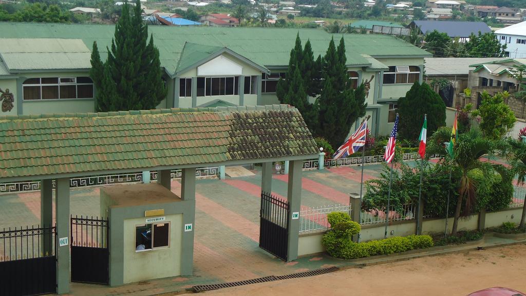 Wadoma Royale Hotel Kumasi Dış mekan fotoğraf