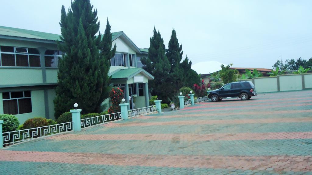 Wadoma Royale Hotel Kumasi Dış mekan fotoğraf