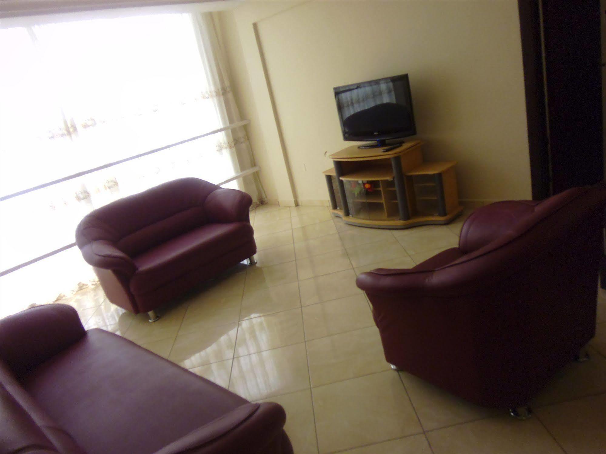 Wadoma Royale Hotel Kumasi Dış mekan fotoğraf