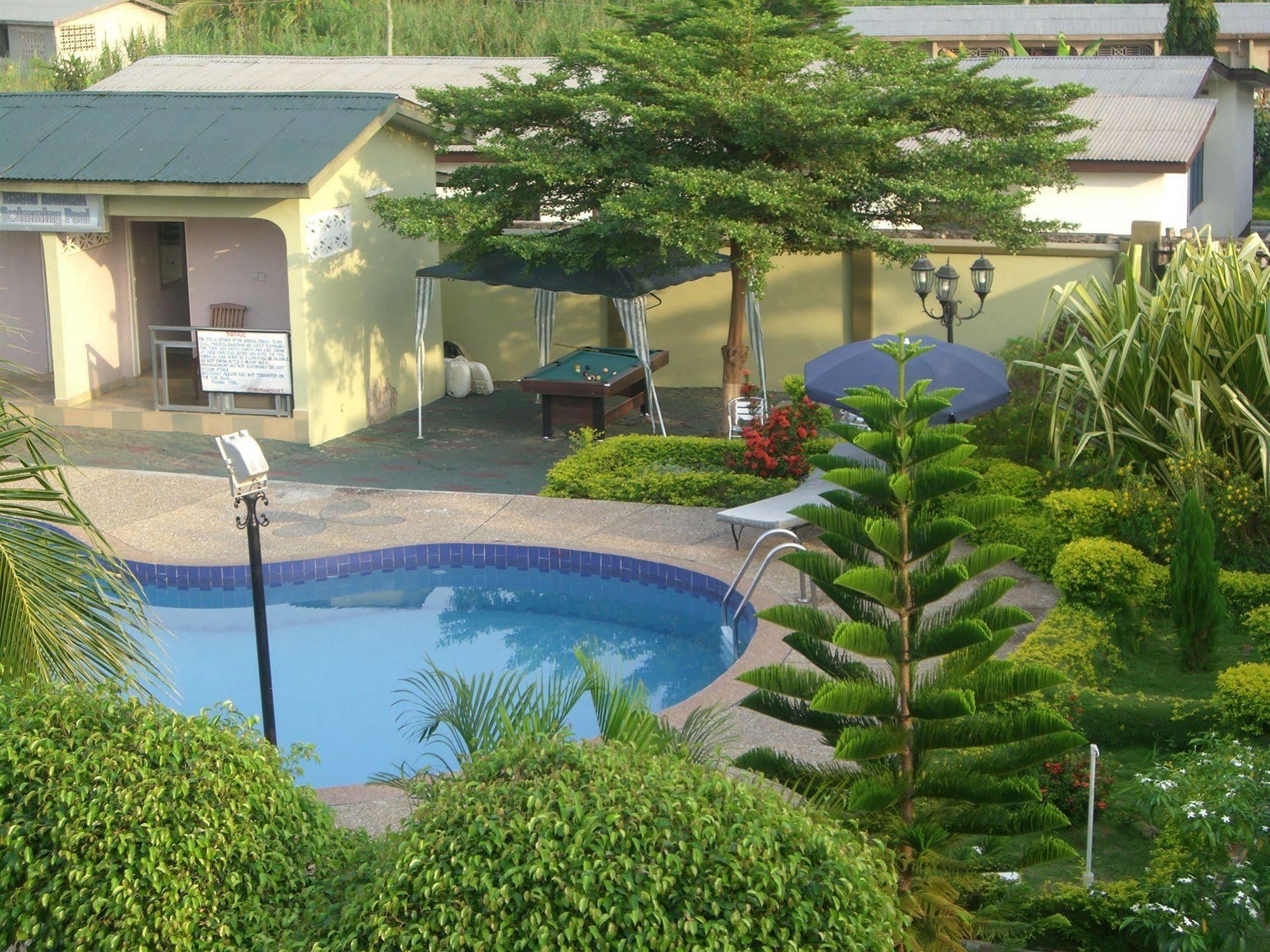 Wadoma Royale Hotel Kumasi Dış mekan fotoğraf